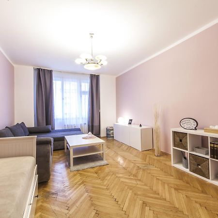 Modern Central Apartment Dlouha ปราก ภายนอก รูปภาพ