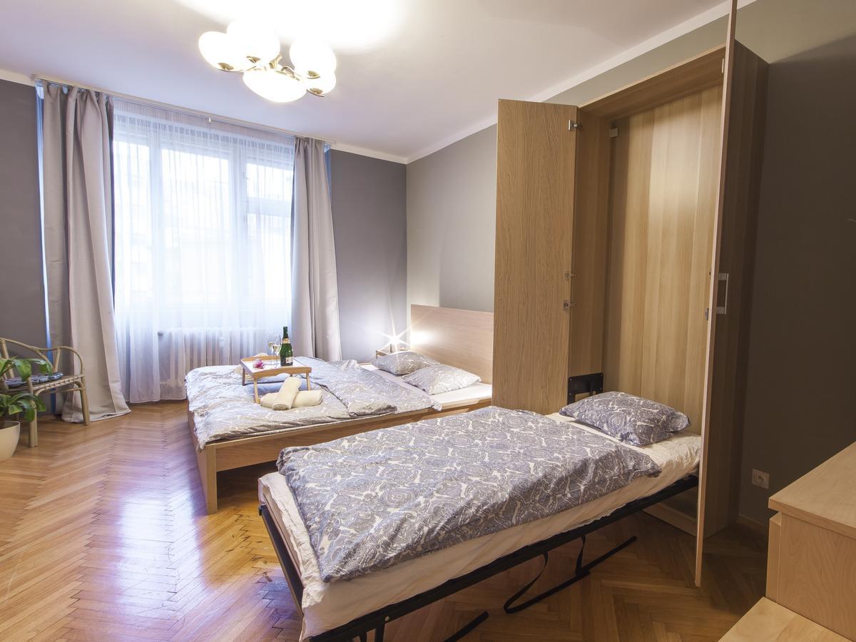 Modern Central Apartment Dlouha ปราก ภายนอก รูปภาพ