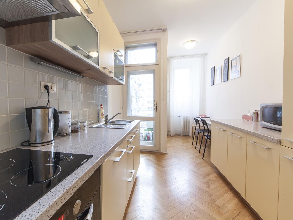 Modern Central Apartment Dlouha ปราก ภายนอก รูปภาพ